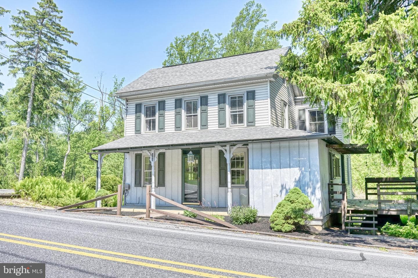 363 N Galen Hall Road photo 25