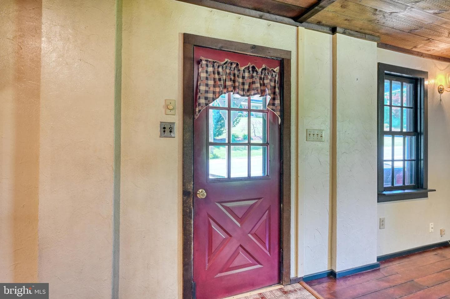 363 N Galen Hall Road photo 3
