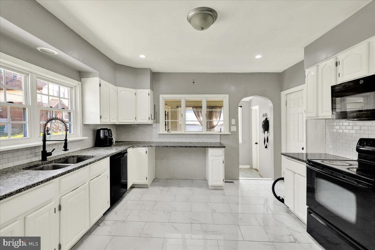 1820 Portland Avenue photo 13