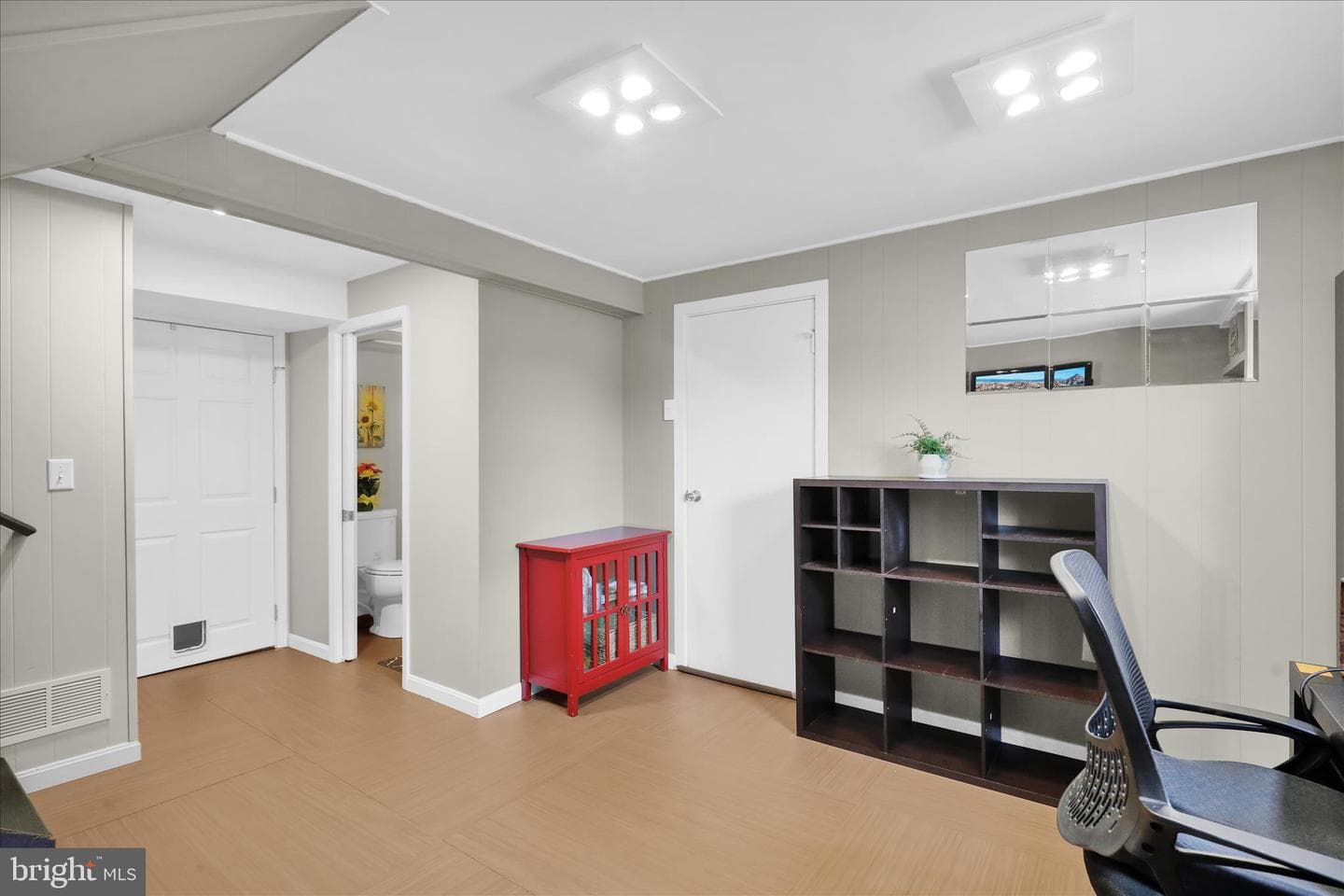 108 Center Lane photo 18