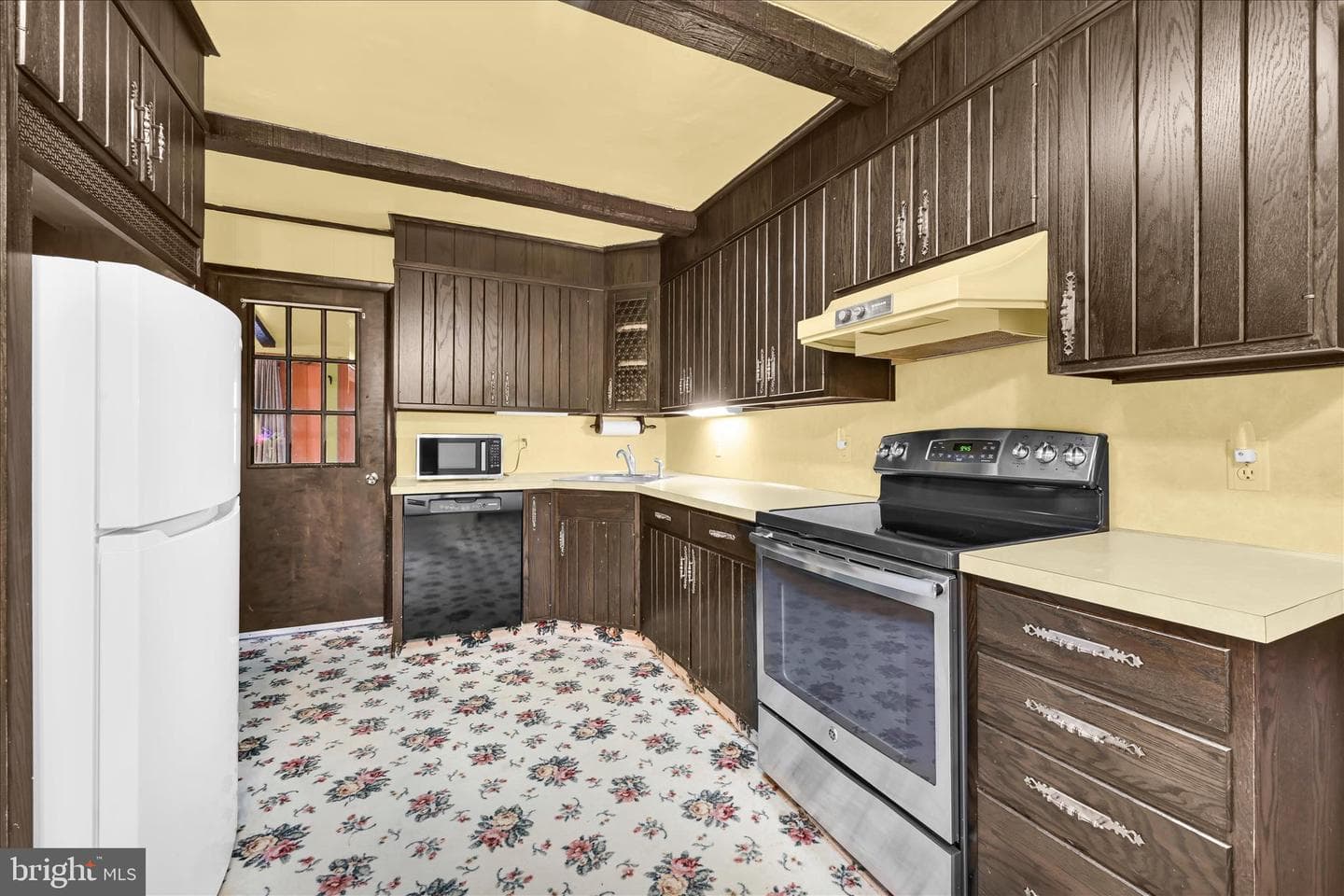 809 Water Street photo 22