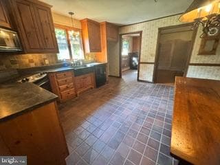 1482 Hilltop Road photo 12