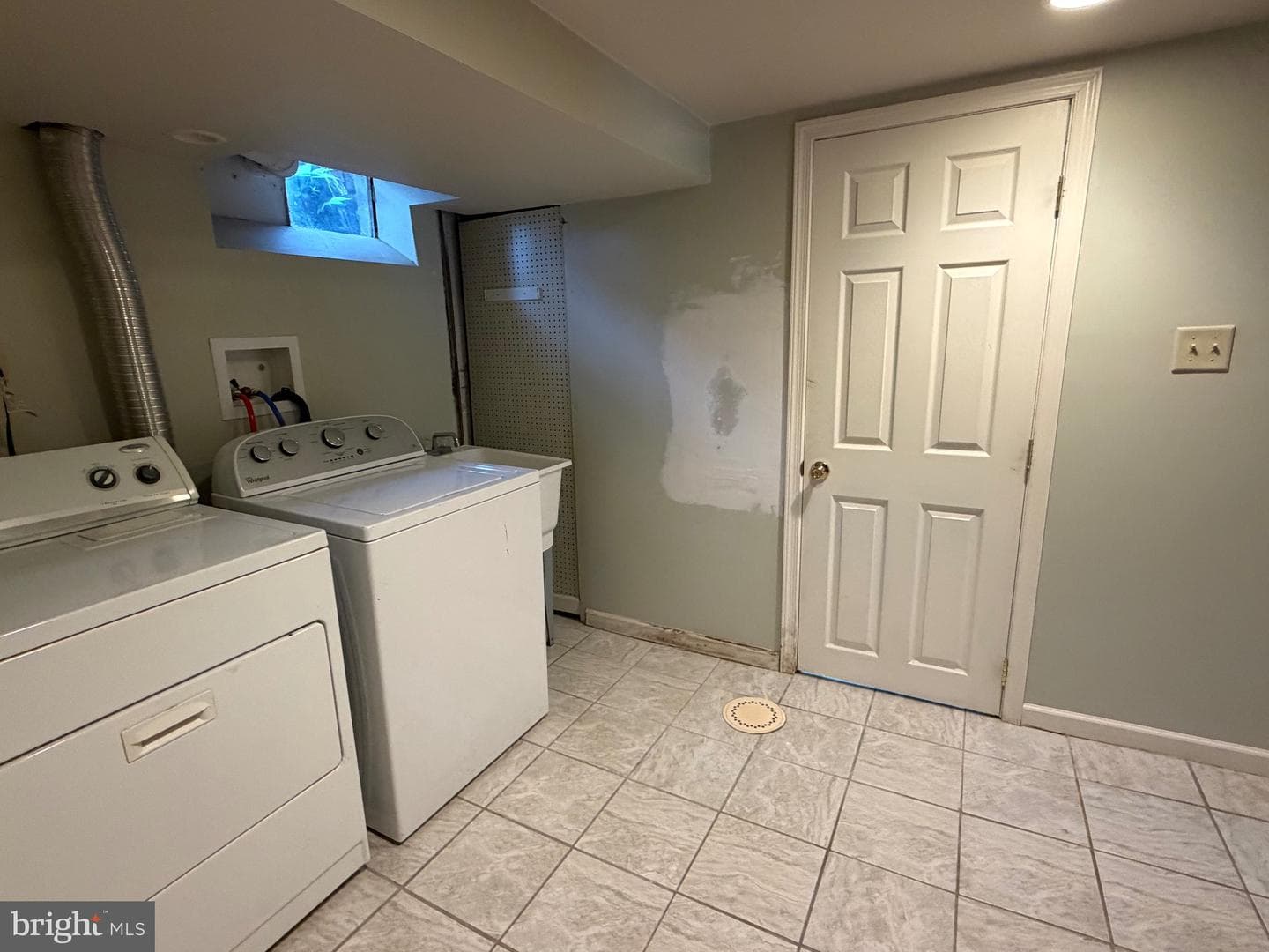 2312 Mckinley Avenue photo 30