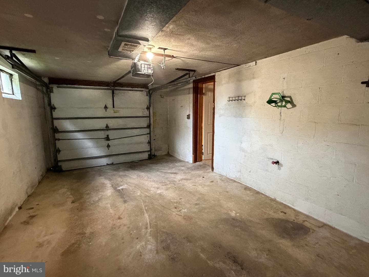 2312 Mckinley Avenue photo 35