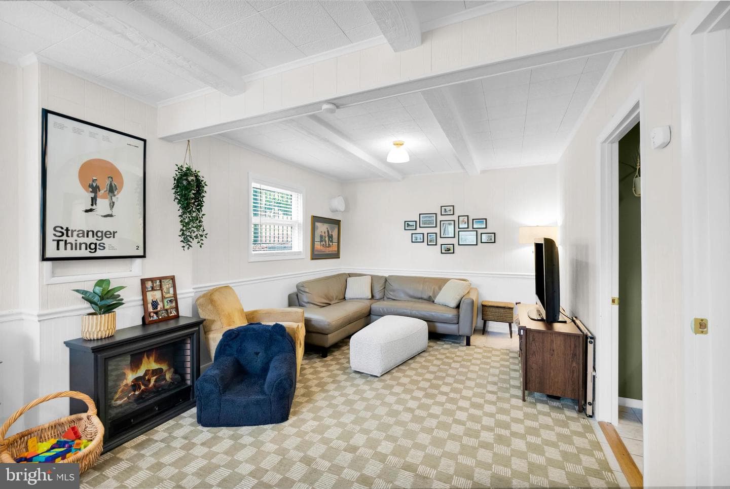 10 Evangeline Drive photo 30