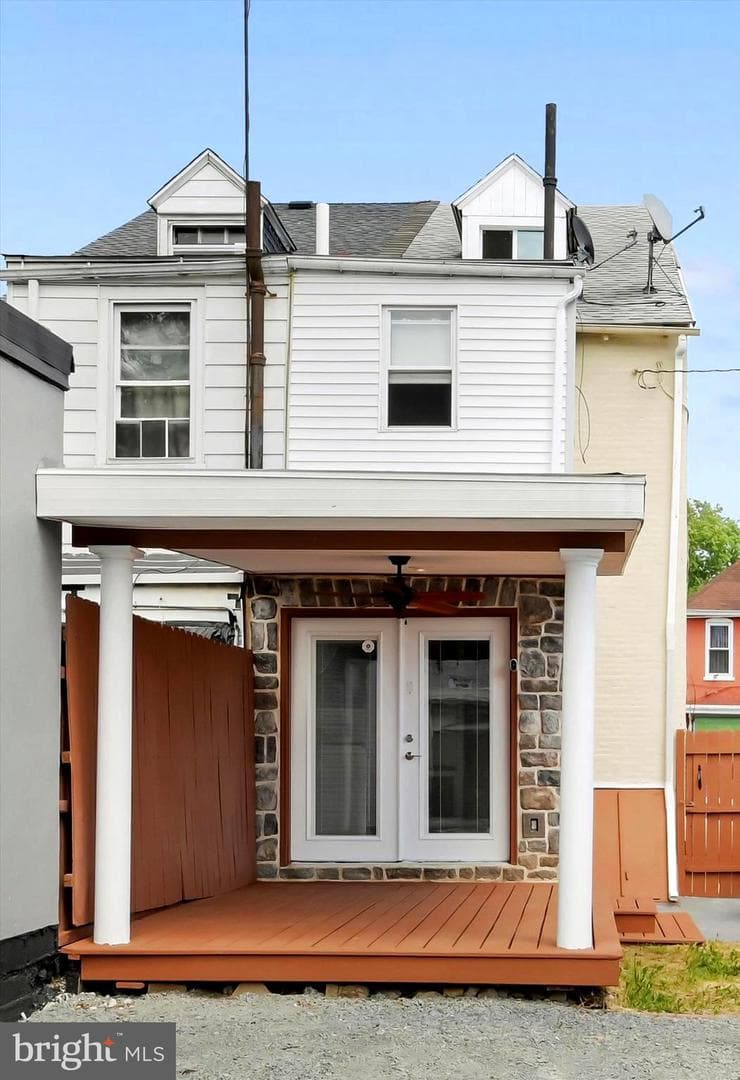 744 Pear Street photo 26
