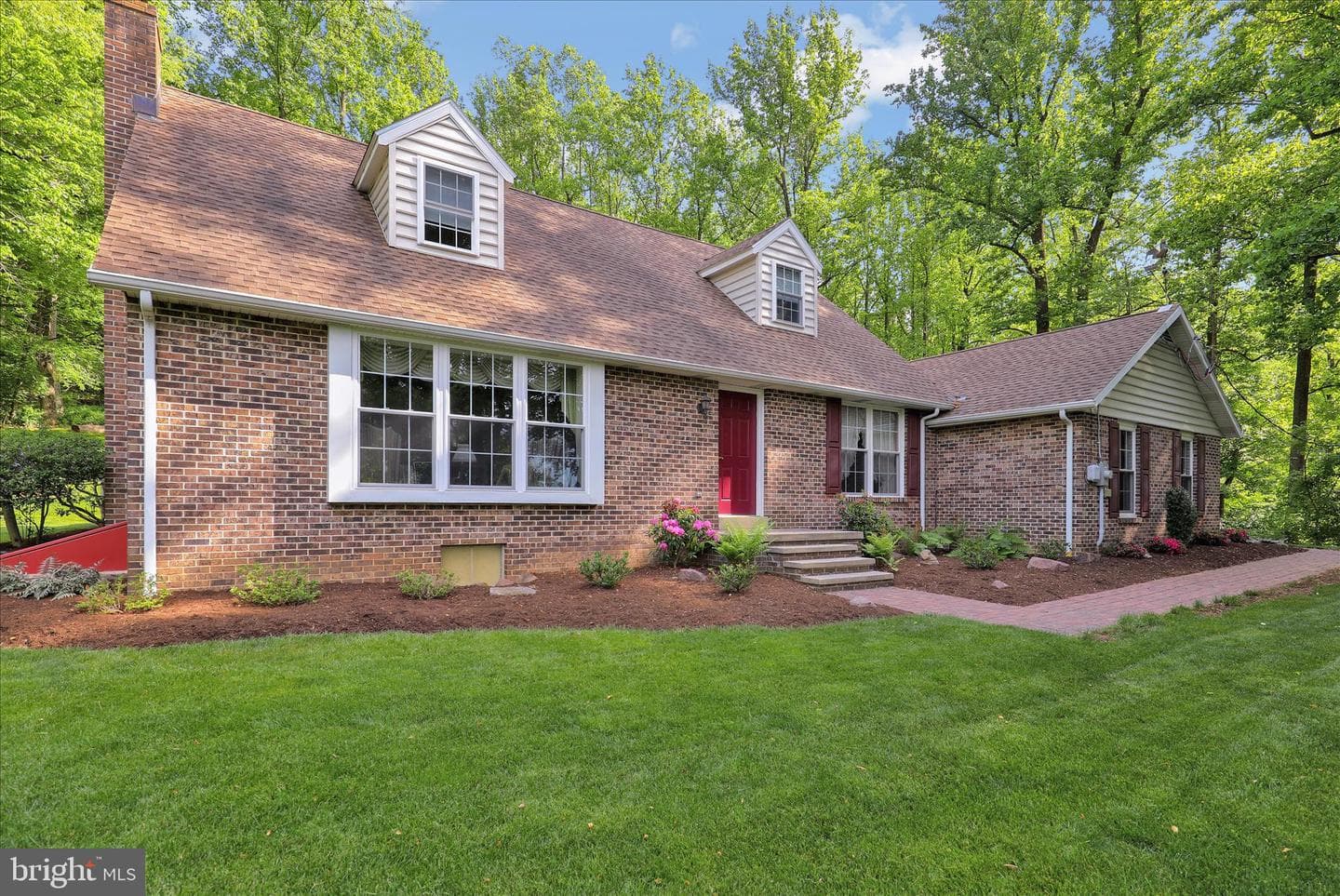 10 Pebblebrook Lane photo 1