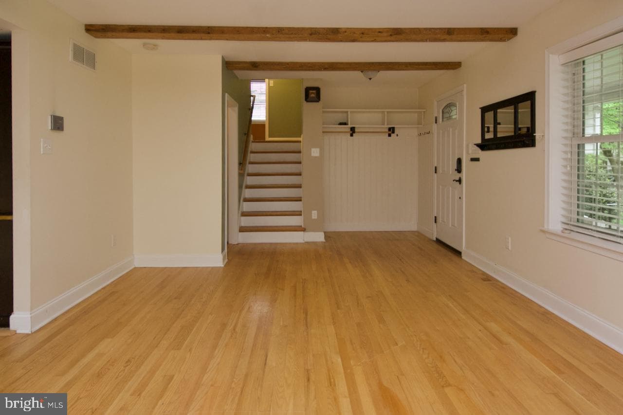 1337 Girard Avenue photo 19