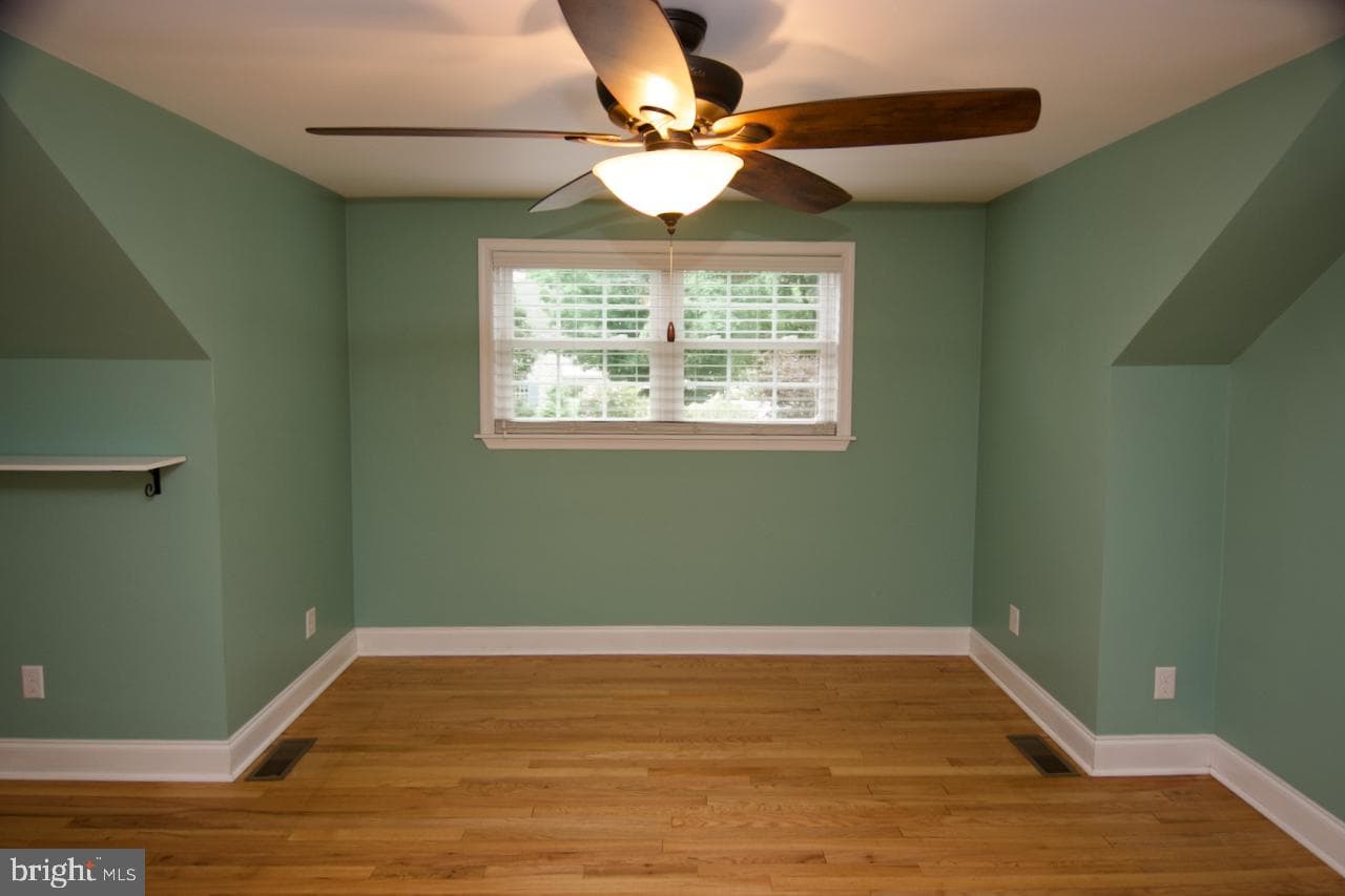 1337 Girard Avenue photo 44