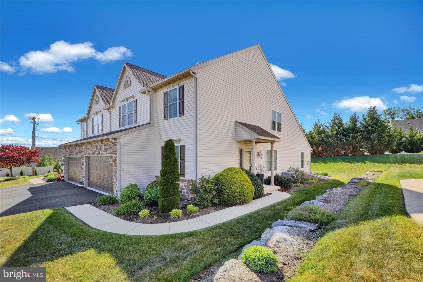 67 Regina Drive photo 2