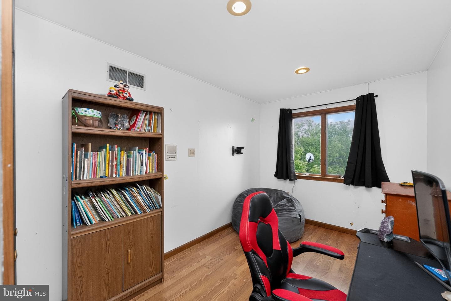 10 Shade Road photo 26