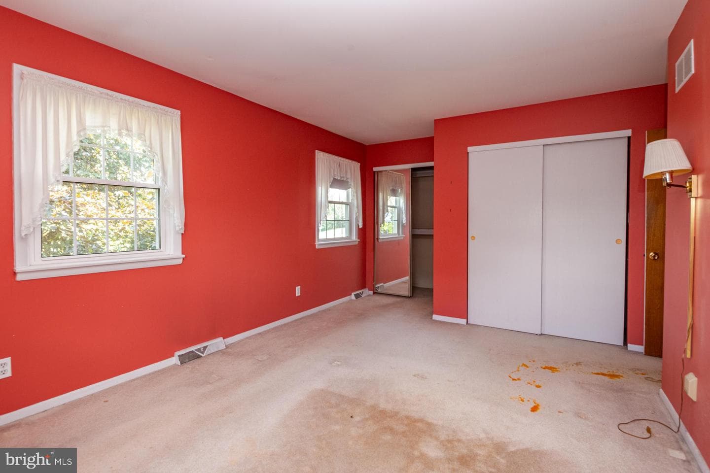 140 Hoch Avenue photo 15
