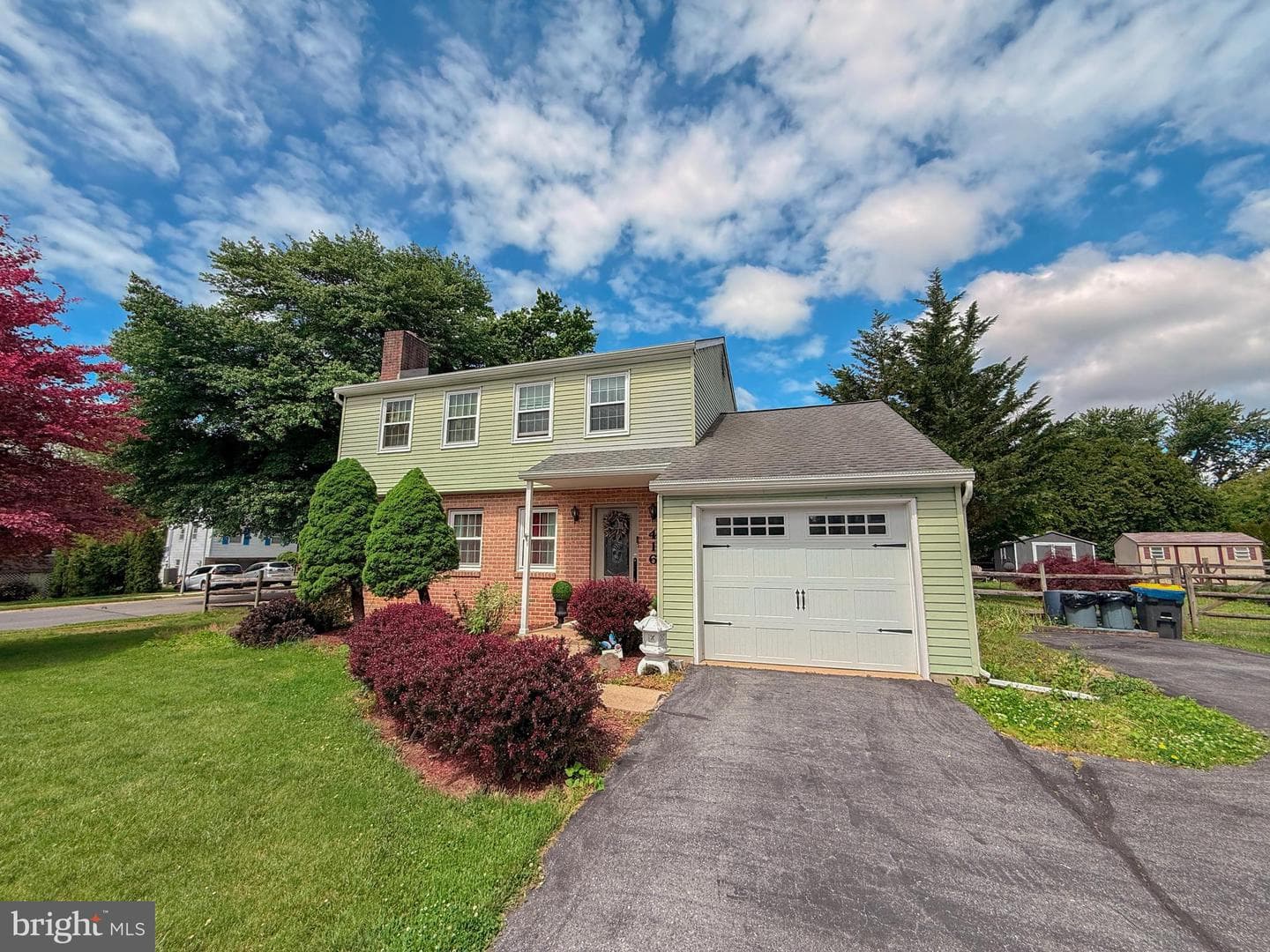 416 N Walnut Street photo 3