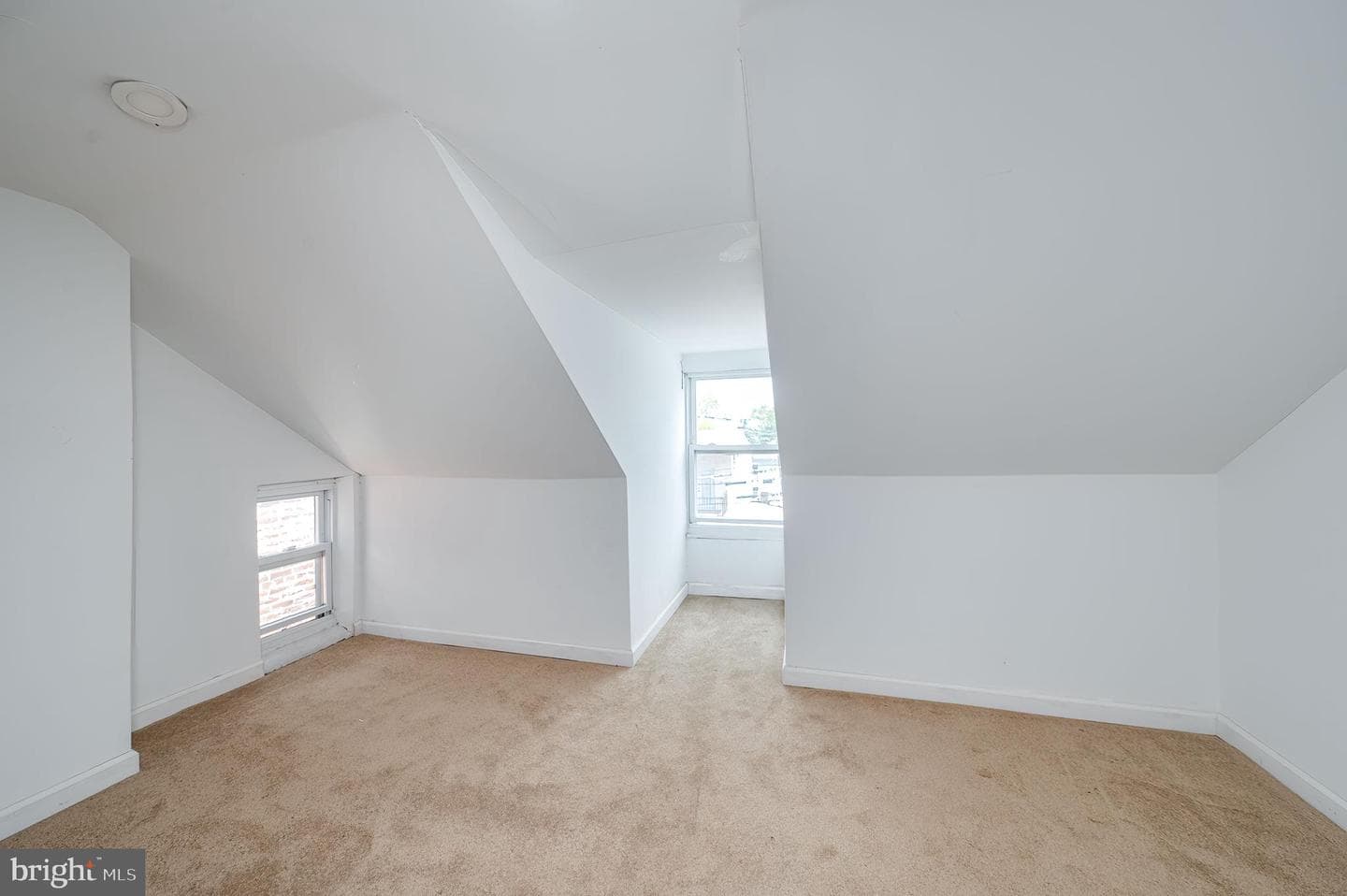 3924 Penn Avenue photo 24