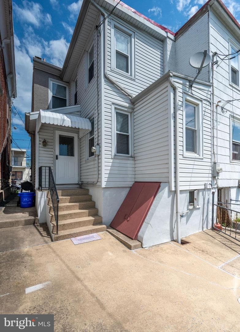 3924 Penn Avenue photo 29