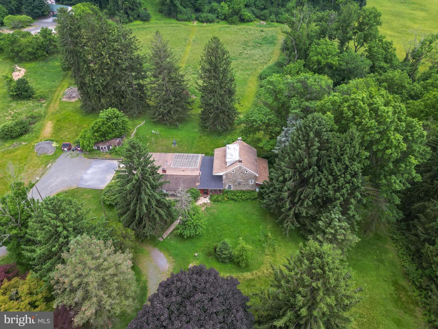 564 Blandon Road photo 39