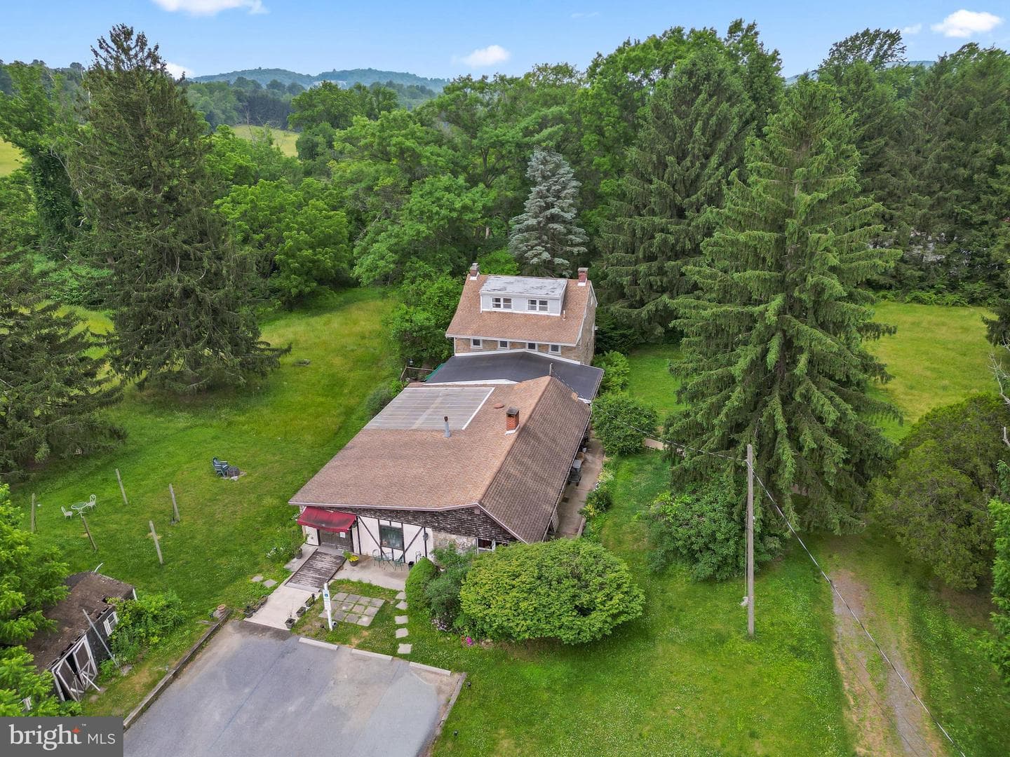 564 Blandon Road photo 5