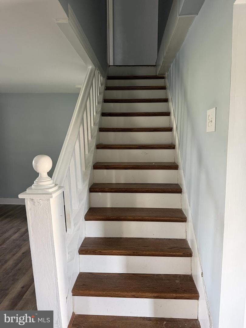 328 Franklin Street photo 10