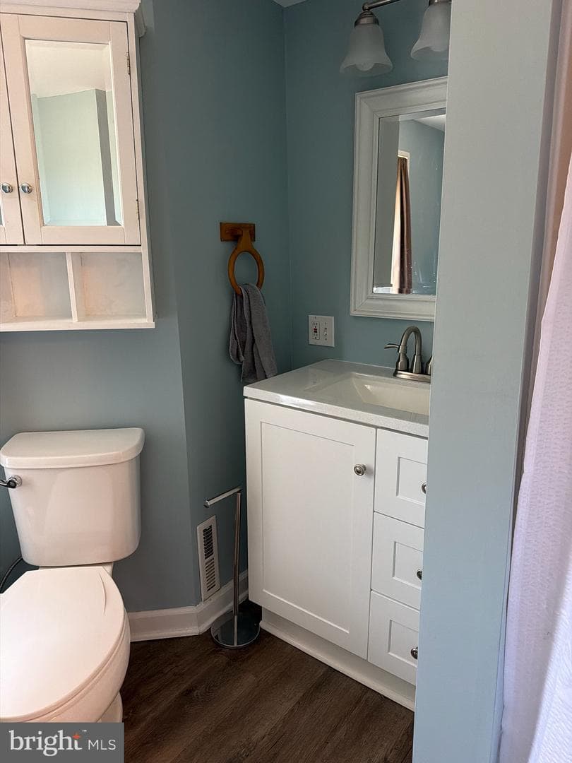 328 Franklin Street photo 14