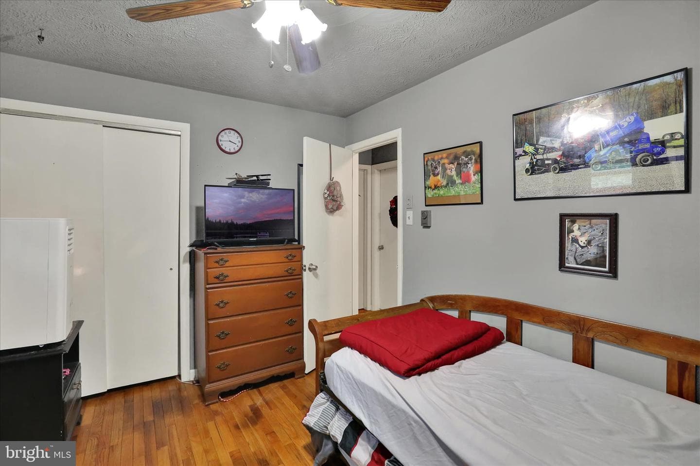 88 Spruce Avenue photo 46