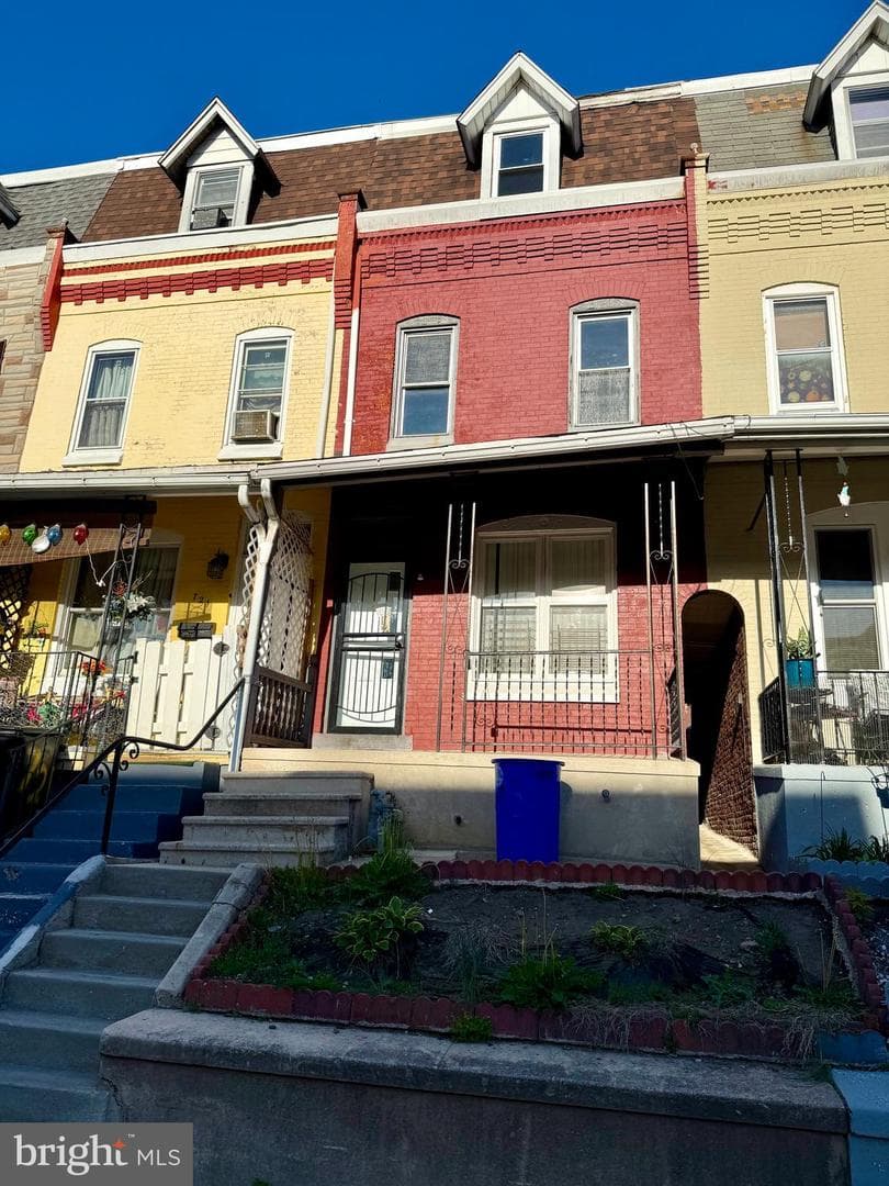 719 N 12th St photo 20