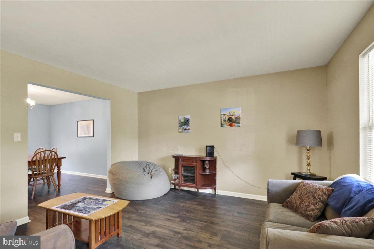 511 Garfield Avenue photo 4