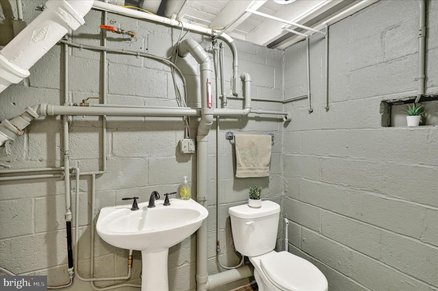 17 E Park Road photo 23