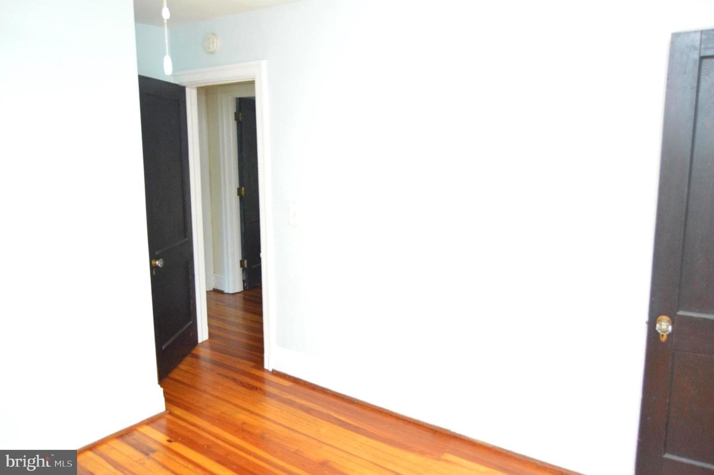 1329 Garfield Avenue photo 24