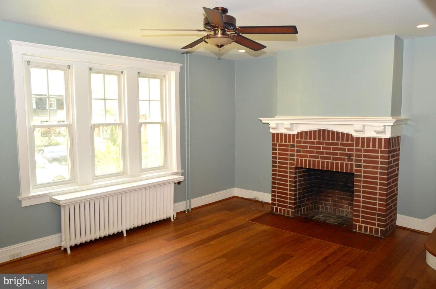 1329 Garfield Avenue photo 7