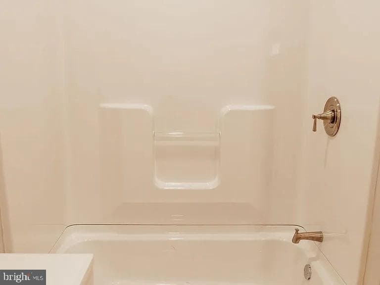 102 Yarnell Street photo 19