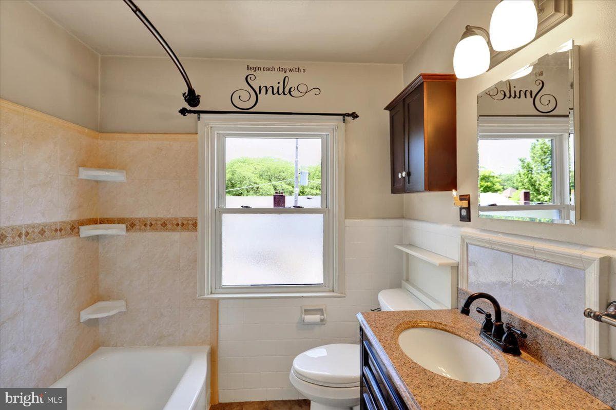309 Sycamore Road photo 13