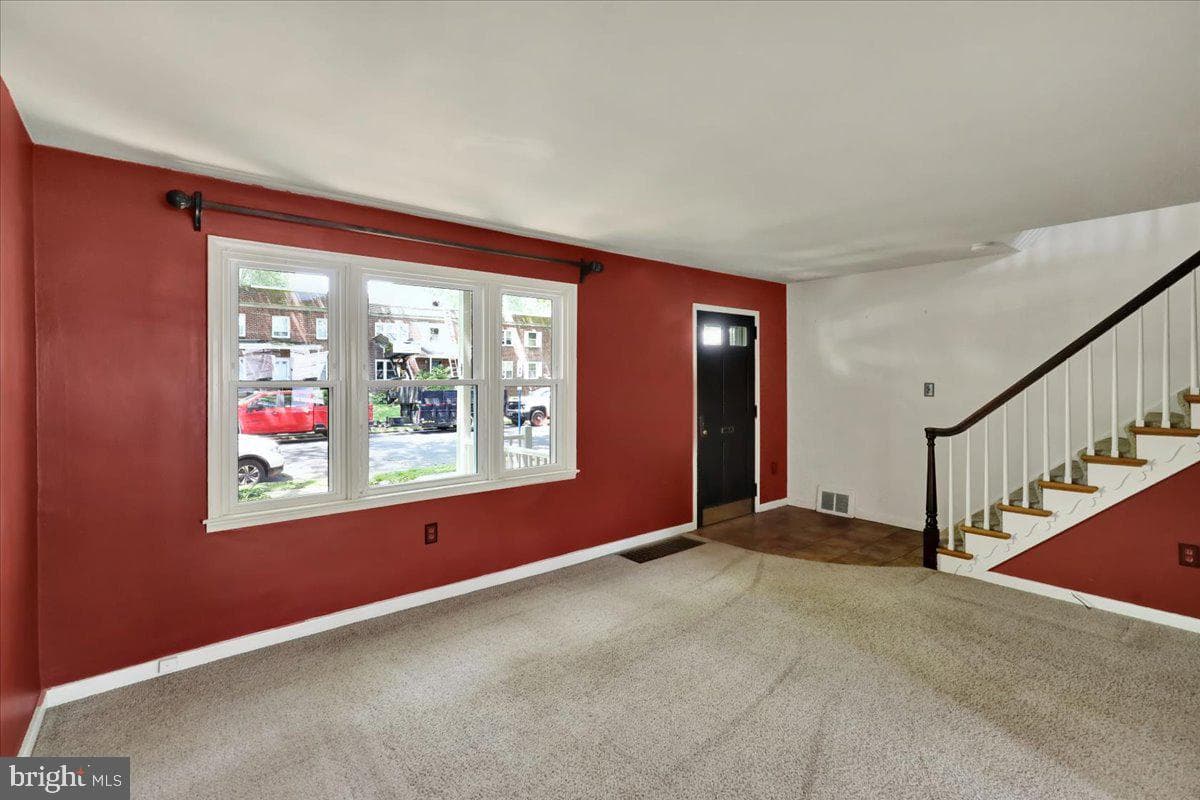 309 Sycamore Road photo 3