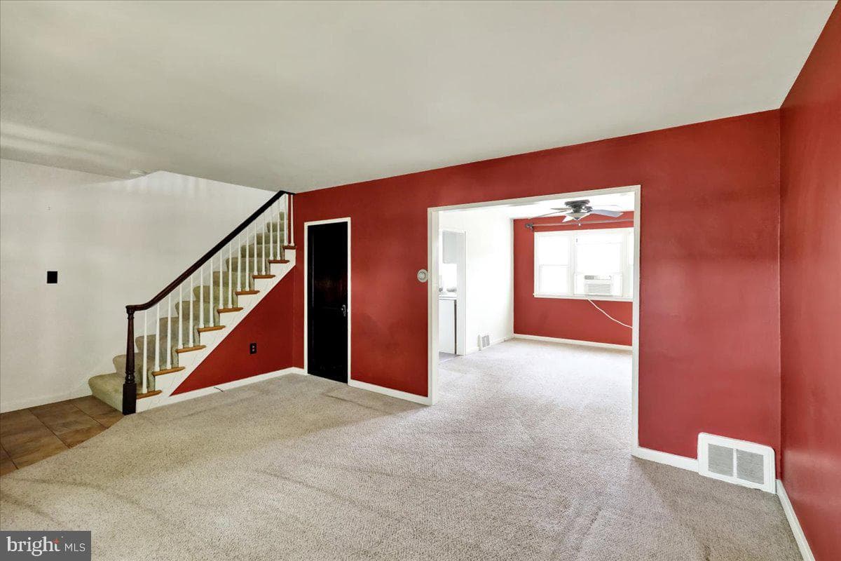 309 Sycamore Road photo 4
