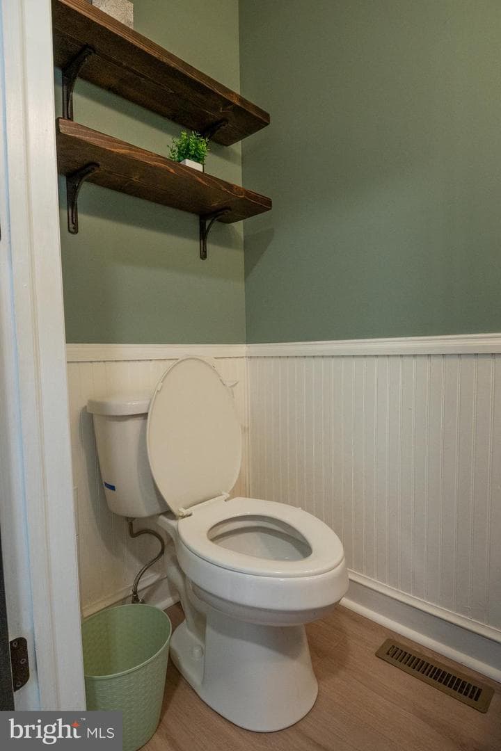 111 Canberra Court photo 25