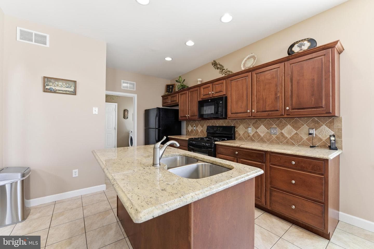 412 Westbury Drive photo 12