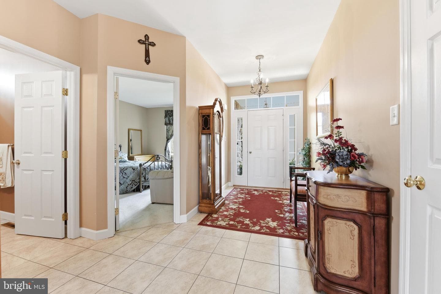 412 Westbury Drive photo 4