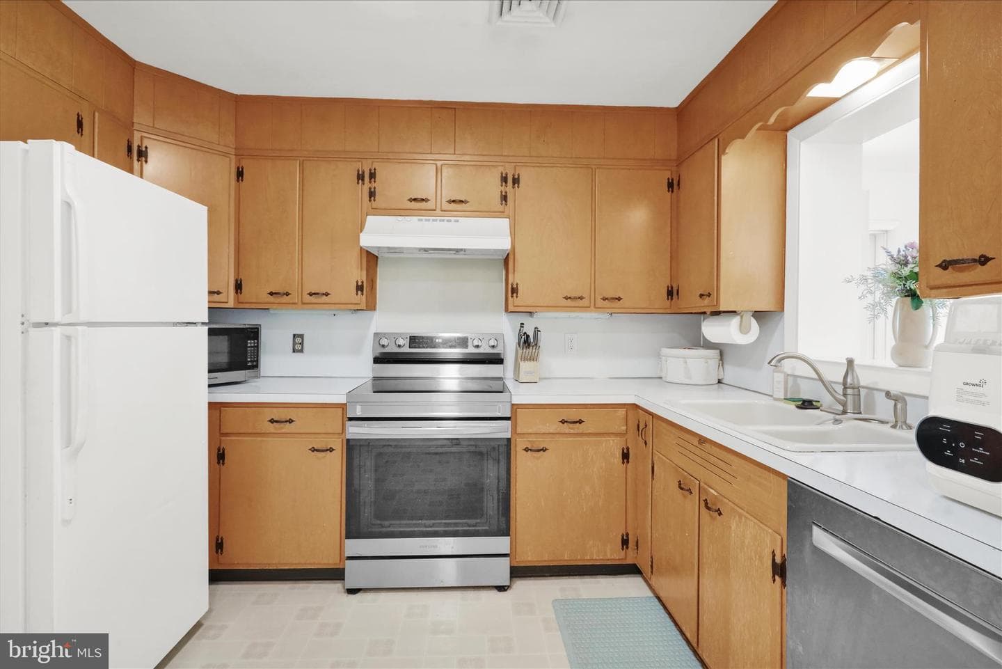 3427 Gray Street photo 10