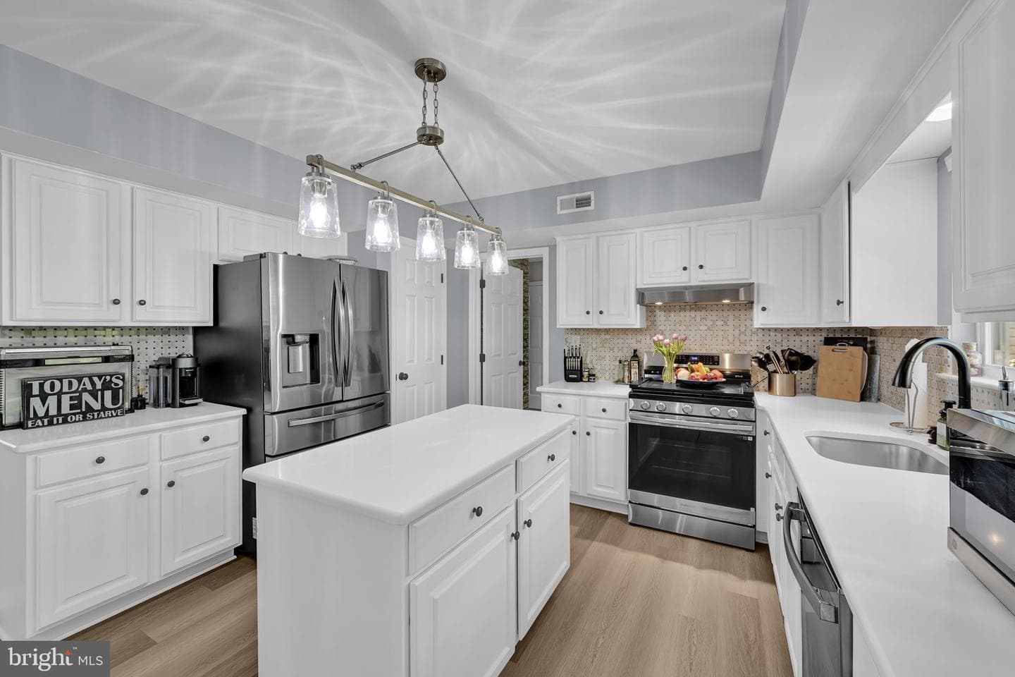 510 Martins Road photo 18