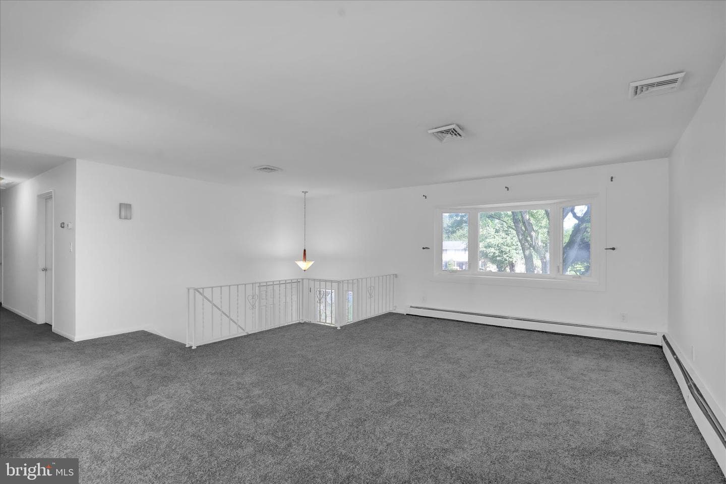 97 Wellington Boulevard photo 6