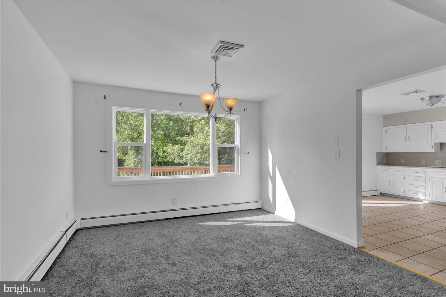 97 Wellington Boulevard photo 8