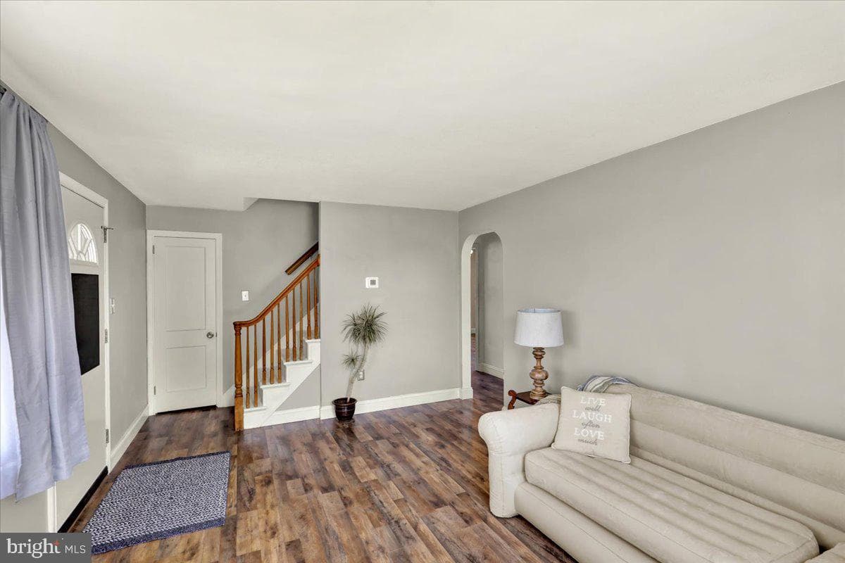 418 Egle Road photo 9