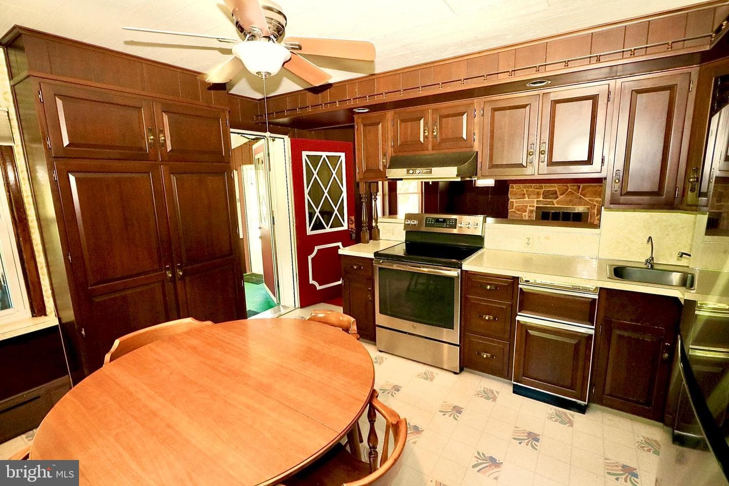 257 Valley Road photo 7