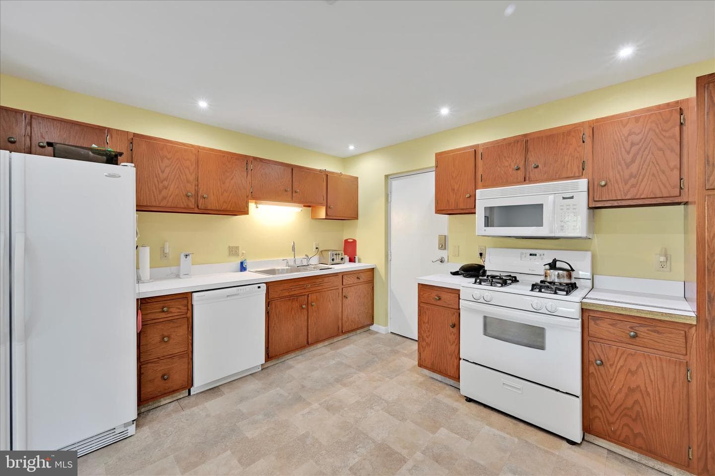 1375 Pershing Boulevard #608 photo 12