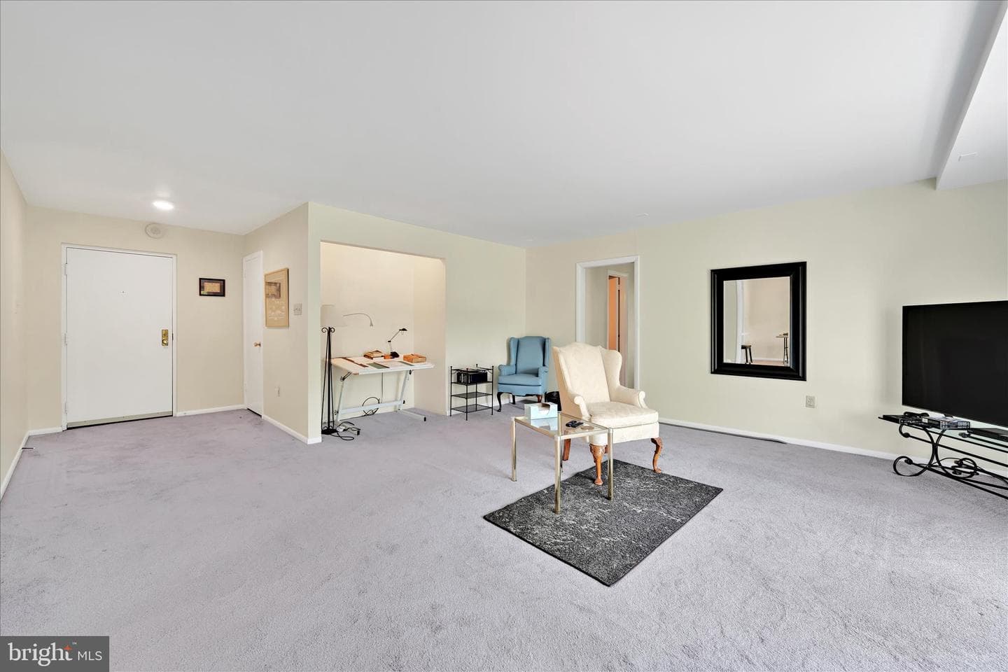 1375 Pershing Boulevard #608 photo 4