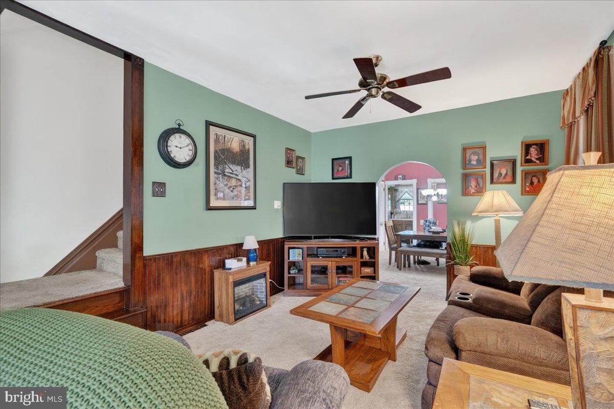 229 Shaner Street photo 10