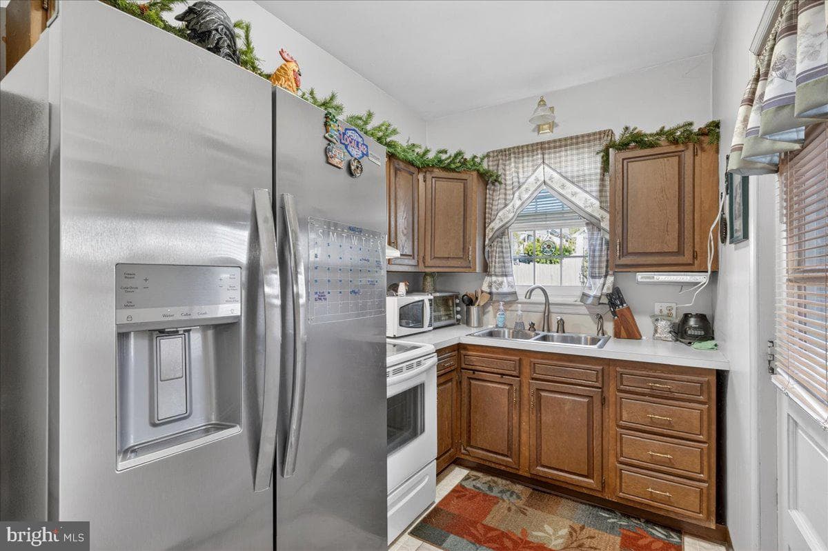 229 Shaner Street photo 12