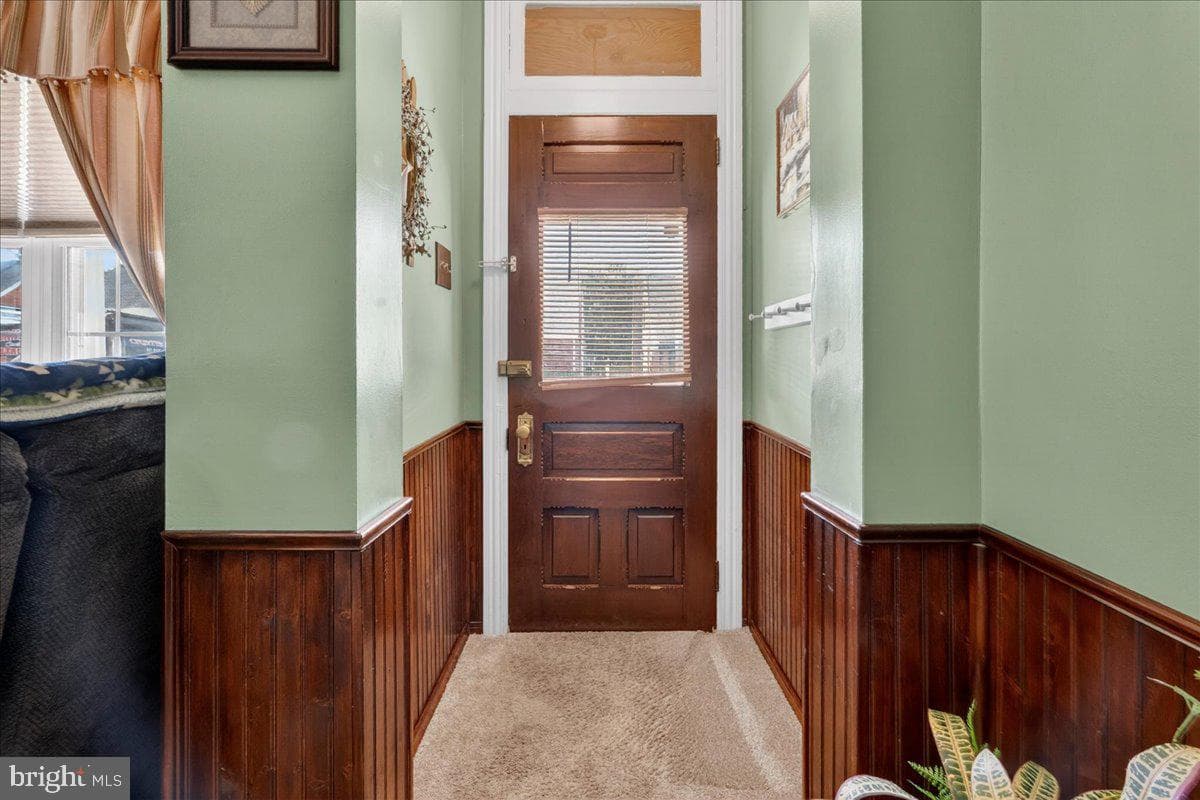 229 Shaner Street photo 5