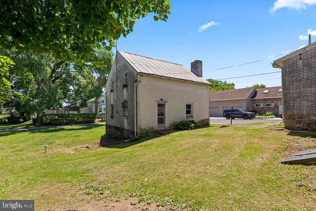 120 S Kemp Street photo 32