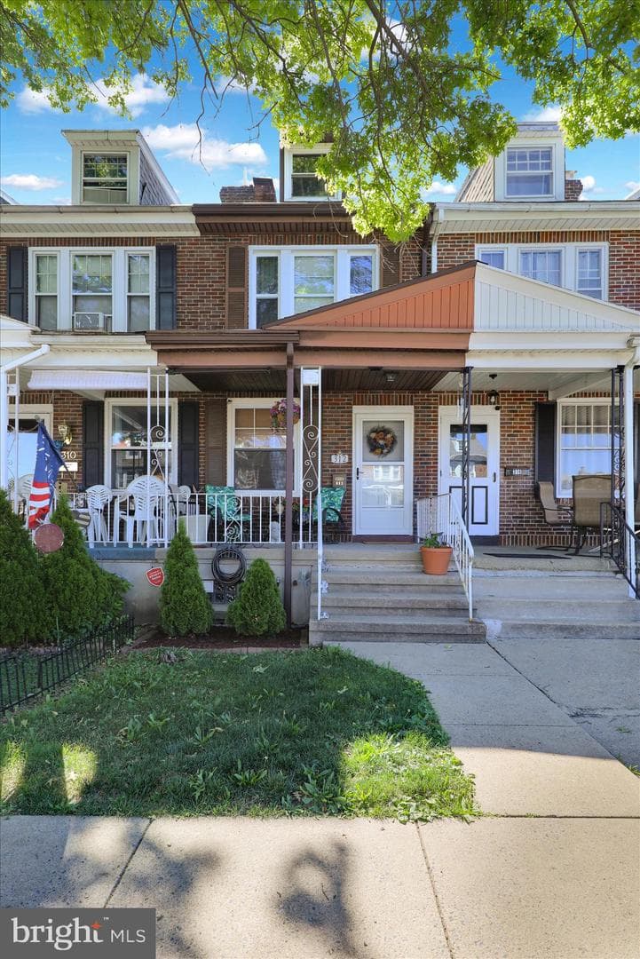 312 Summit Avenue