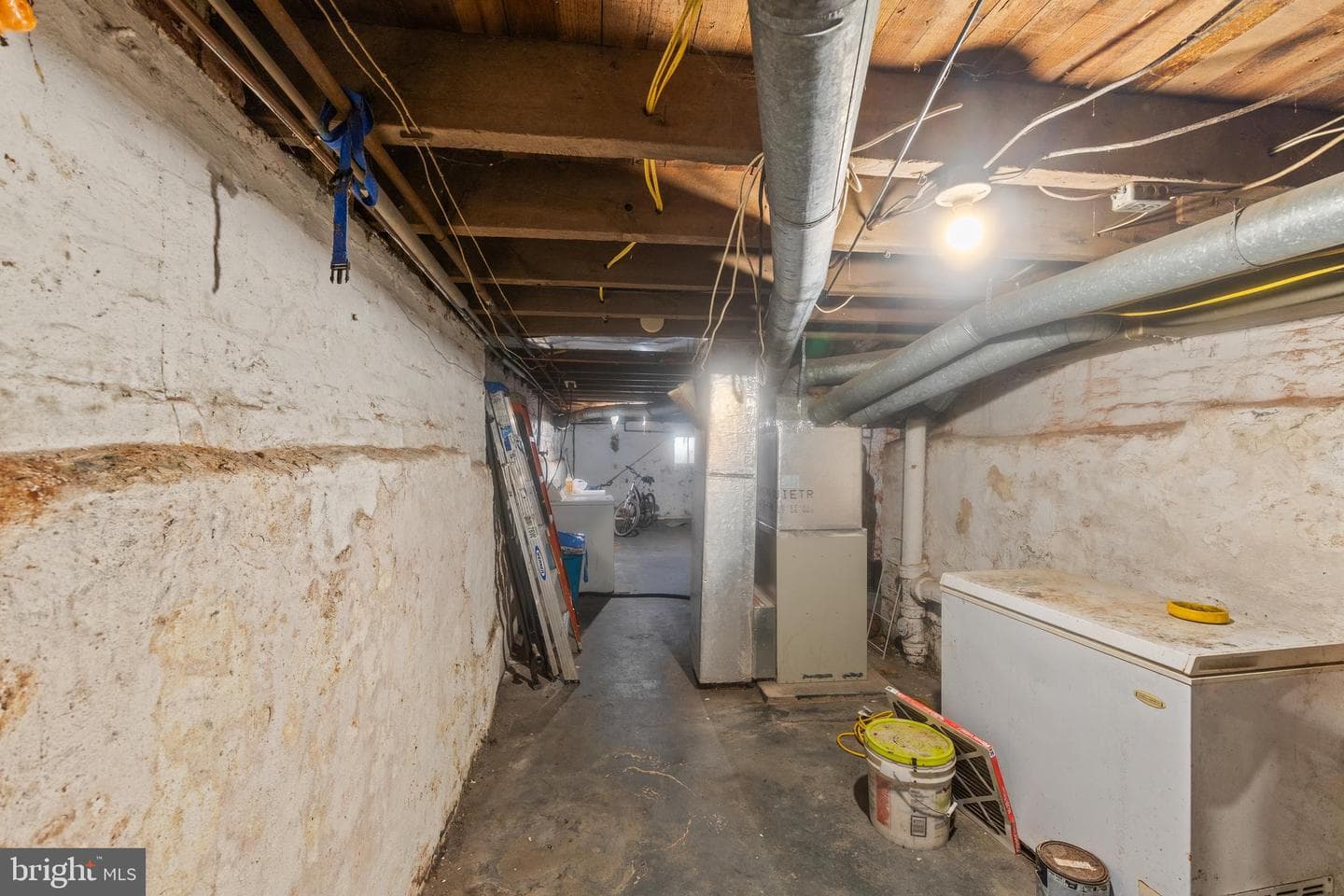 221 W Oley Street photo 18